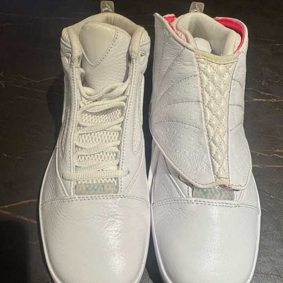 Solefly X Air Jordan 16 Retro Art Basel - Picture 2 of 6